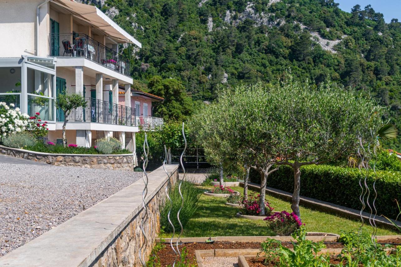 Apartments By The Sea Medveja, Opatija - 7720 Lovran Exterior foto