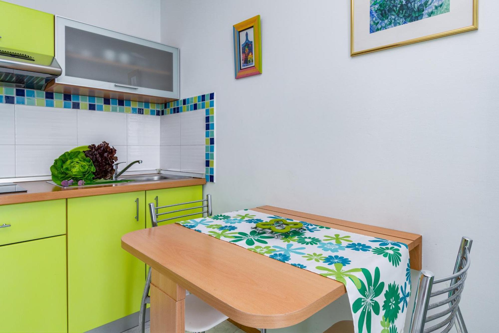 Apartments By The Sea Medveja, Opatija - 7720 Lovran Quarto foto