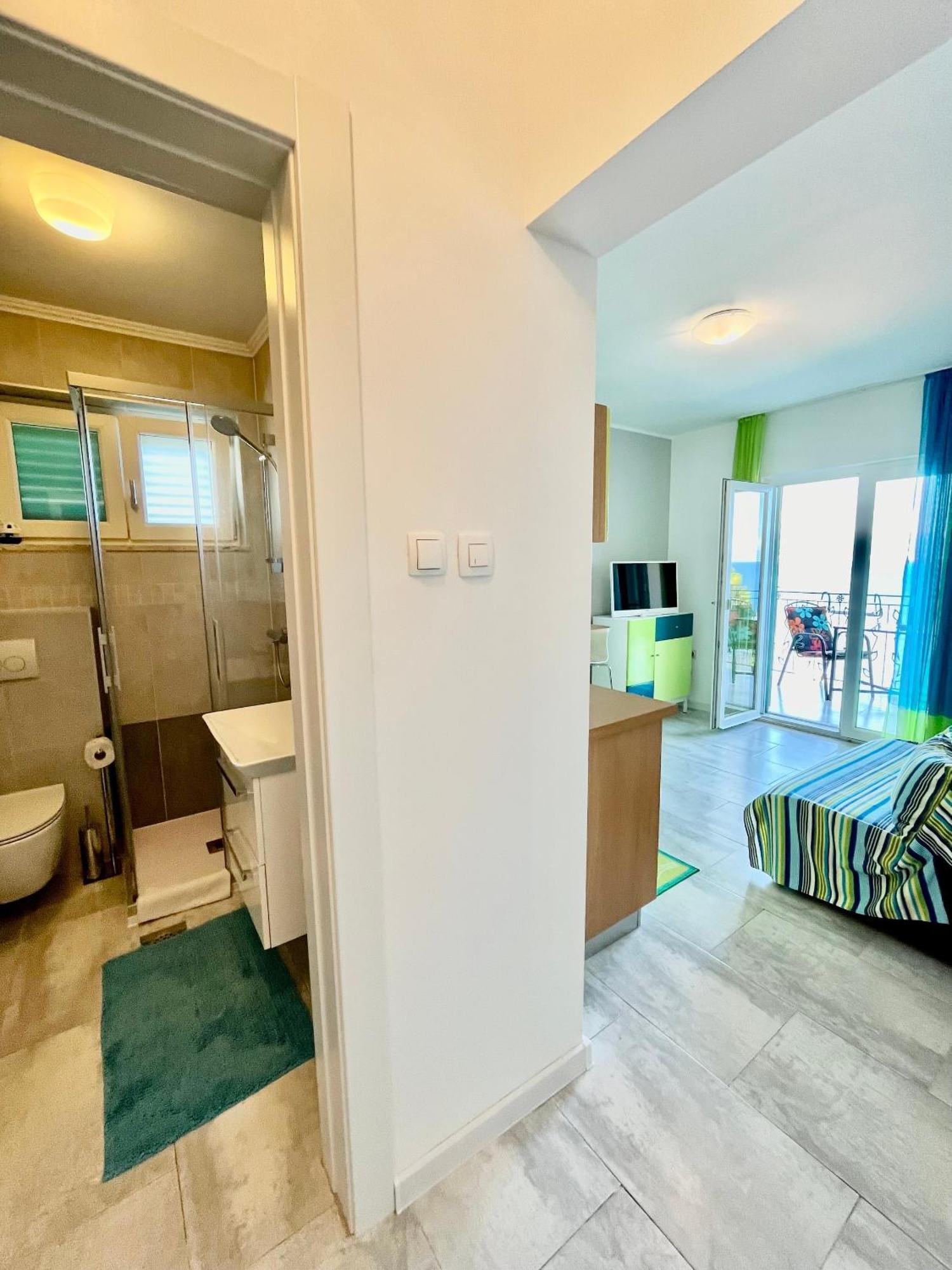 Apartments By The Sea Medveja, Opatija - 7720 Lovran Exterior foto